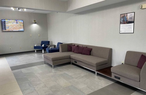 Grove City Hotel | Wingate by Wyndham Grove City