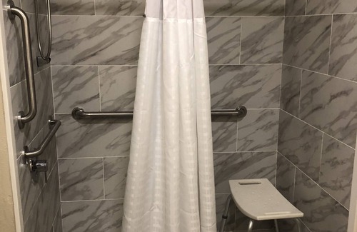 Grove City Hotel | Wingate by Wyndham Grove City