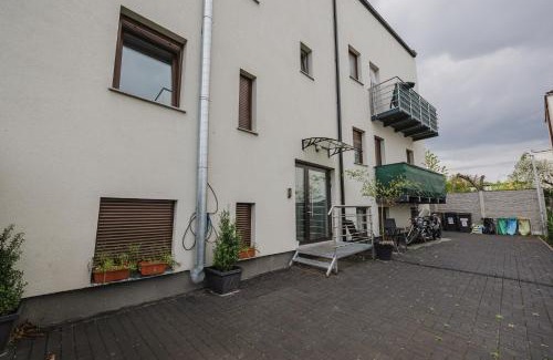 Stare Miasto District Apartment | Winogrady Nature Escape Apartment by BookingHost