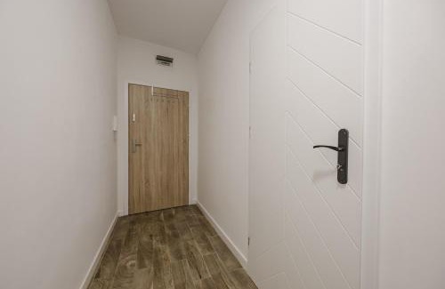 Stare Miasto District Apartment | Winogrady Nature Escape Apartment by BookingHost