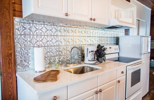 St. Augustine Beach Apartment | Winston at Ruby Dog on B Street