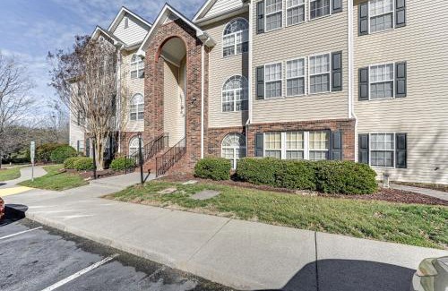 Winston - Salem Apartment | Winston-Salem Condo with Balcony Steps to Golf!