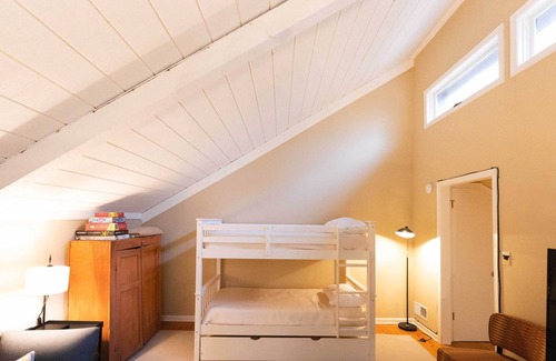Wintergreen Cabin | Wintergreen Resort Cabin by Skiing, Tubing & More!