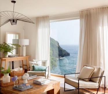 Val De San Vicente Villa | Wishome- Villa privada de ensueño sobre el mar, piscina climatizada