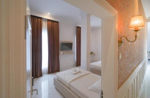 Pangkajene Hotel | Wisma D’King RedPartner