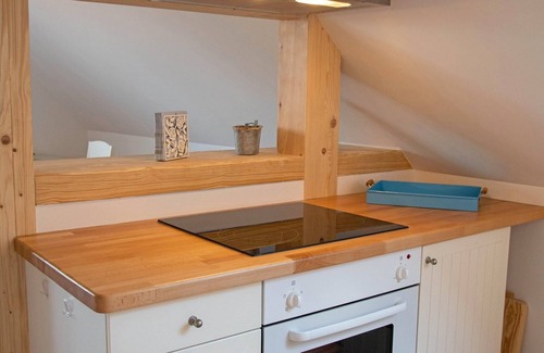 Ellenberg Apartment | With a beautiful view of the Schlei, our bright and modern apartment "Lieschenhüs" on the 1st floor offers the ideal starting point for a vacation away from the stress of everyday life and is ideal for a family of four on approx. 100 sqm.