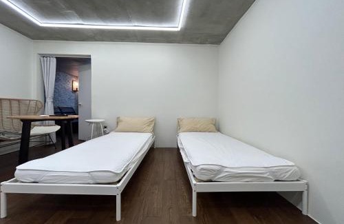 Nonhyeon-dong Villa | with gAm