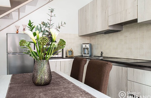 Longa House | With outdoor terrace for family and friends