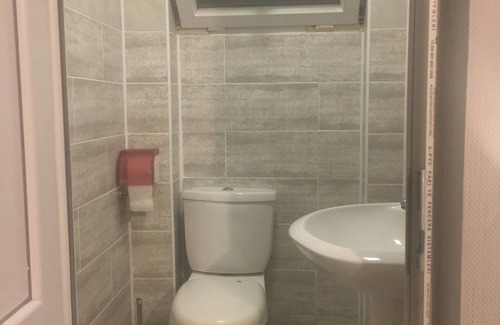 Kutaisi Apartment | Within 1.5 km of Colchis Fountain and 2.7 km of White Bridge.
