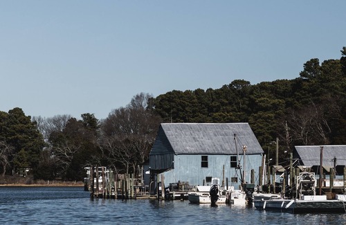 Weirwood House | “Wit’s End” at Bayford, VA: Large Waterfront House on Virginia’s Eastern Shore