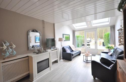 Groot Valkenisse House | Woeste Hoeve 112