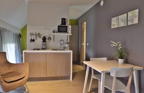 Dries Apartment | Woestyne Business & Leisure Apartments Cleythil