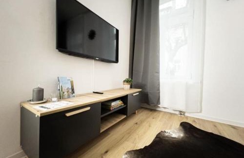 Gohlis Apartment | Wohlfühl-Oase mitten in der Stadt - Garten, Grill, Netflix und Drucker