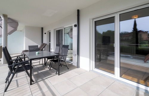 Unterburg am Klopeiner See Apartment | Wohnung an der Promenade des Klopeiner Sees mit Großem Überdachten Balkon