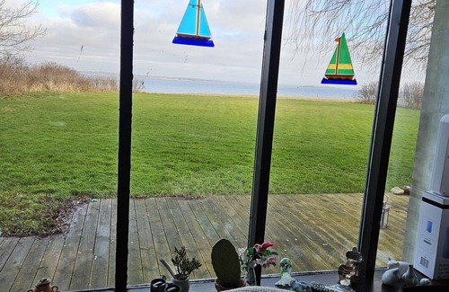 Avernako House | Wohnen Sie am Ufer des Schönen Avernakø