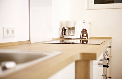 Osterhofen Apartment | "Wohnung am Bach" - very quiet area with its own terrace and garage