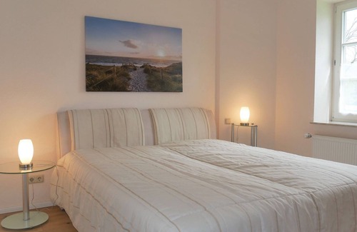 Buggenhagen Apartment | Wohnung EG Jägerstübchen - Herrenhaus am See, Seeblick, Inkl. Wlan