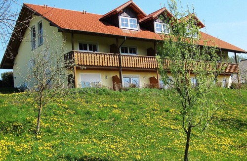 Rotthalmuenster Apartment | Wohnung in Rotthalmünster mit Garten