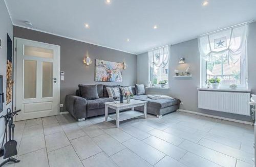 Klaeden Apartment | Wohnung IstZeit im Gutshof zum See