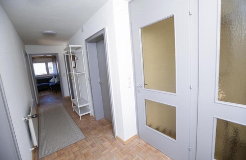 Mader Apartment | WOHNUNG OBERGESCHOSS mit 3 Schlafzimmer in ruhiger Gegend
