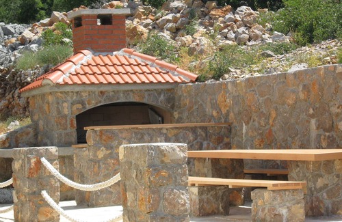 Cesarica House | Wohnung Tonka für Einen Ruhigen Urlaub am Meer und Bergen