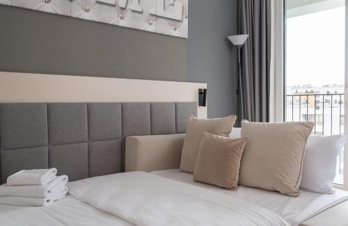 Wola Apartment | Wolska Residence Deluxe Studio by BookingHost