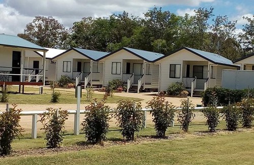 Wondai Cabin | Wondai Accommodation Units And Villas
