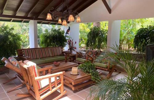 San Jeronimo House | Wonder House In San Jeronimo