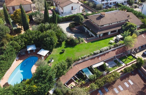 Terranuova Bracciolini Villa | Wonderful private villa for 10 guests with hot tub, WIFI, private pool, A/C and panoramic view