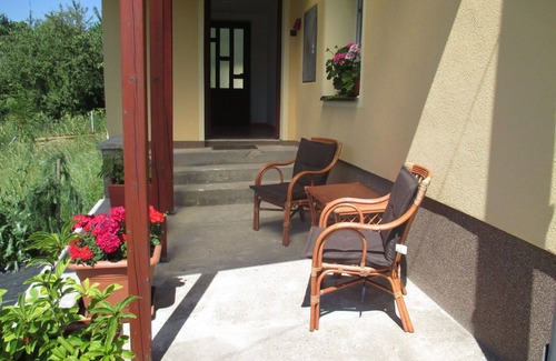 Police nad Metuji House | Wonderful private villa for 12 people with WIFI, private pool, terrace, pets allowed and parking