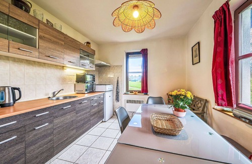Ceska Metuje House | Wonderful private villa with pool, WIFI, TV, patio, pets allowed, panoramic view and parking