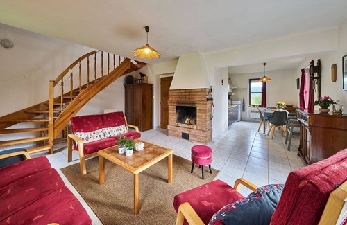 Ceska Metuje House | Wonderful private villa with pool, WIFI, TV, patio, pets allowed, panoramic view and parking