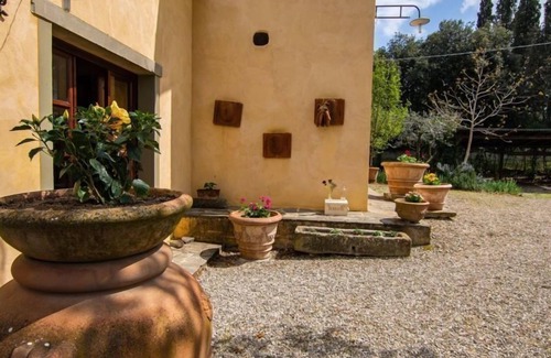 Castiglion Fiorentino Villa | Wonderful private villa with A/C, WIFI, private pool, TV and pets allowed, close to Arezzo