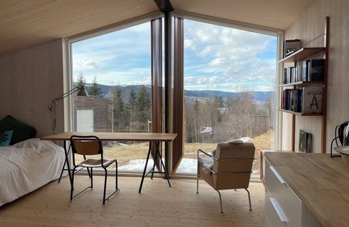 Sndre Land House | Wonderful 5-bedroom country house in Innlandet with spectacular view