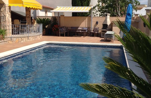 Empuriabrava House | Wonderful and cosy holiday home with pool