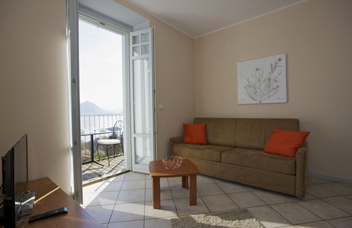 Carciano Apartment | Wonderful apartment in a renowned art nouveau villa with pool and dream view