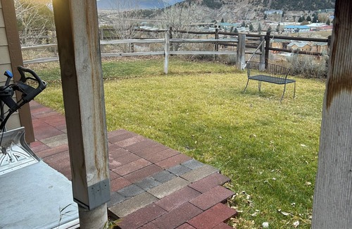 Eagle Apartment | Wonderful apartment with WiFi in charming Eagle, overlooking the Eagle River.