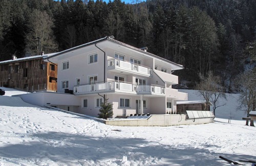 Ramsau im Zillertal House | Wonderful villa for 10 guests with WIFI, TV, terrace and pets allowed