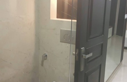 Panchkula Urban Estate Bed & Breakfast | Wonderful clean and modern Apartment in City Beautiful.