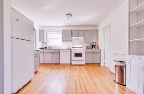 Tuckahoe House | Wonderful, cozy fully furnished home! Large, private back yard!