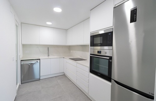 Penya-roja Condo | WONDERFUL DESIGN APARTMENT IN FRONT OF THE OPERA OF VALENCIA IN THE CITY OF ARTS.