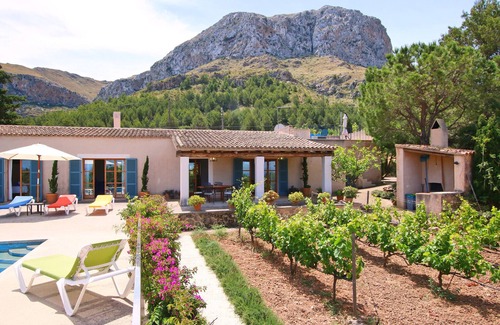 Colonia de Sant Pere Villa | Wonderful finca between sea and mountain with pool near Colonia de San Pedro
