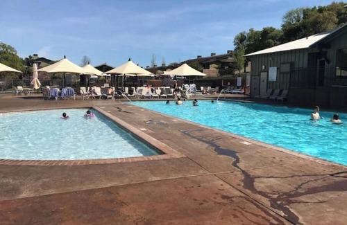 Angels Camp Condo | Wonderful Foothills/Gold Country Resort Getaway