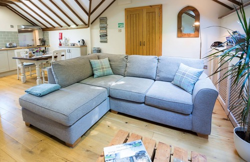 Haverfordwest Cottage | Wonderful holiday cottage, peaceful location with indoor heated swimming pool