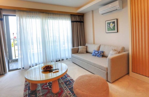 Side Apartment | Wonderful holiday home in a prime location guarantees a 5 star holiday