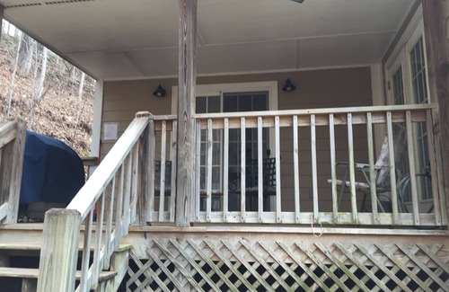 Sautee Nacoochee Cabin | Wonderful home on river w hot tub, tubes, kayaks slide into river gt. fishing