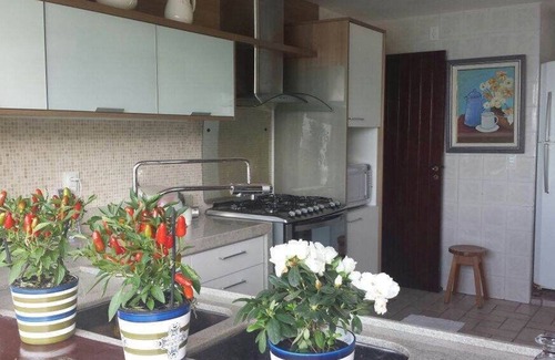 Vila Velha House | Wonderful house by the water in Angra dos Reis.