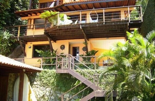 Vila Velha House | Wonderful house by the water in Angra dos Reis.