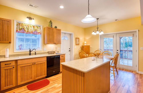 Lake Junaluska House | Wonderful lower-level home close to the lake with private entrance, WiFi, AC