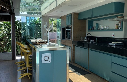 Saquarema House | Wonderful mansion with several rooms, 300m from the beach!